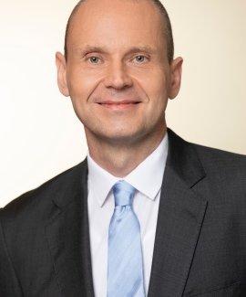 Alexander Osojnik Alexander Osojnik